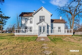 288 W Commercial Ave, Lowell, IN 46356