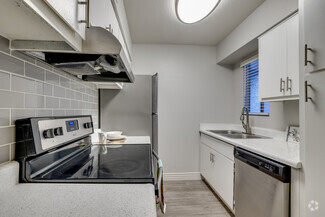 10030 N 43rd Ave, Glendale, AZ 85302