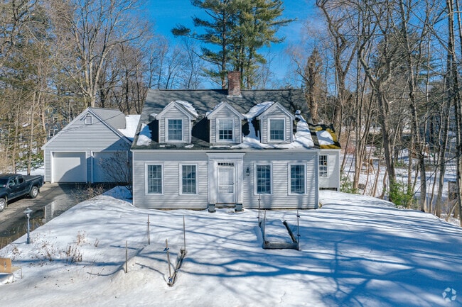 Durham has a mix of many style of homes throughout its many residential streets including colonial style and cape cod houses.