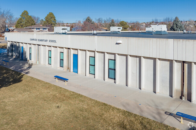 Leawood Elementary School building in Littleton, Colorado on a sunny winter day.