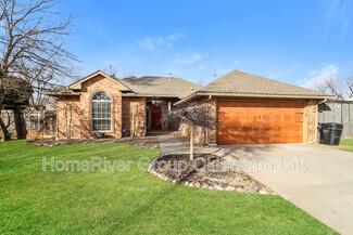 501 Garland St, Moore, OK 73160