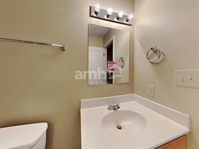 894 Windsor Ln, Danville, IN 46122 - photo 7