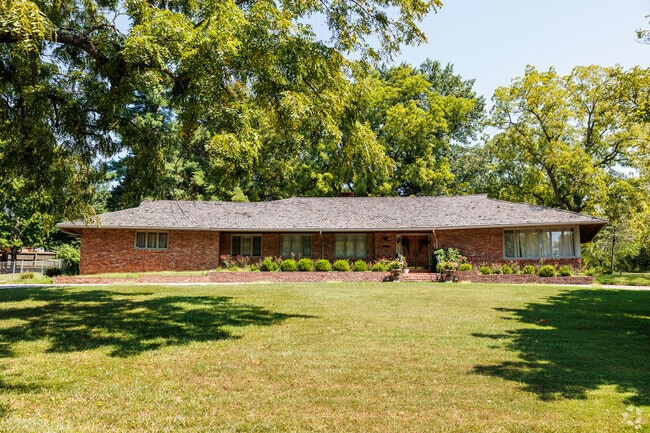 Some homes in Southern Hills occupy larger lots.