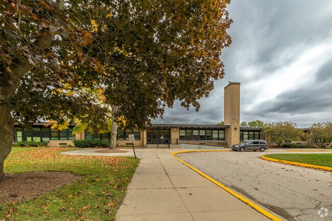 West Elementary School is located within the Dekalb County school district 427.