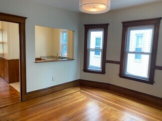 37 Bromfield Rd Unit 1, Somerville, MA 02144