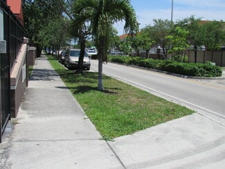 2925 W 80th St Unit 112, Hialeah, FL 33018