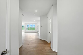 2017 Frost Line Ln, Greenfield, IN 46140