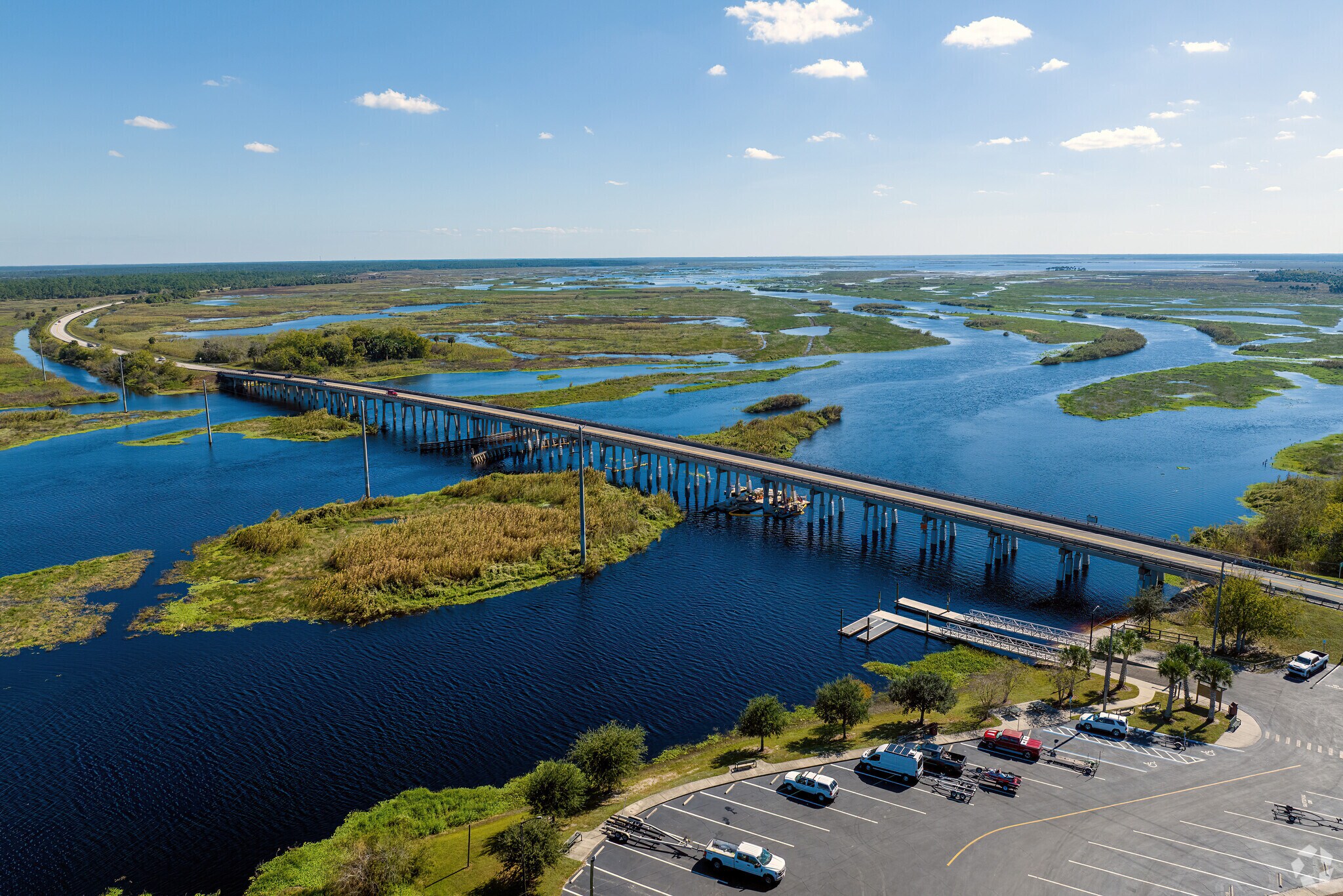Admire the St. John's River view at C.S. Lee Park in Geneva.
