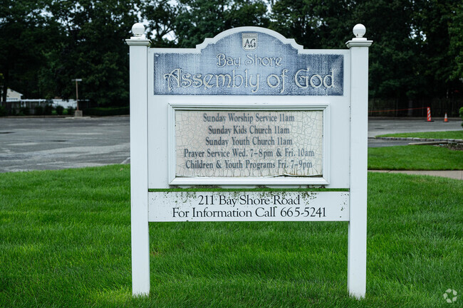 Led by the Holy Spirit and the Bible, it is the purpose of the Bay Shore Christian School.