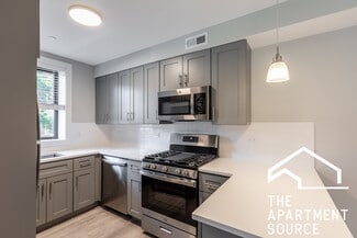 1135 Oak Ave Unit E2, Evanston, IL 60202