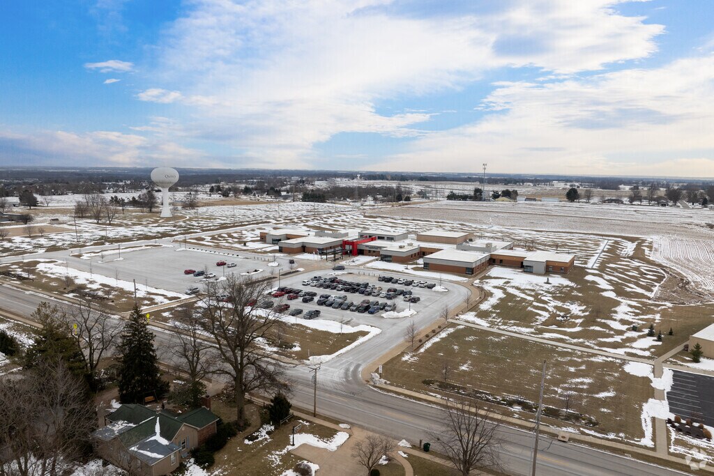Denman Elementary School serves the younger students in south eastern Quincy.