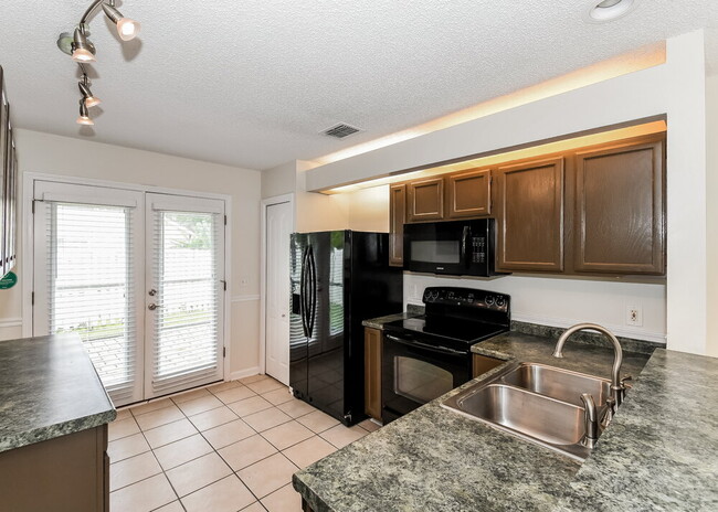 9591 Sugar Hollow Ln, Jacksonville, FL 32256 - photo 5