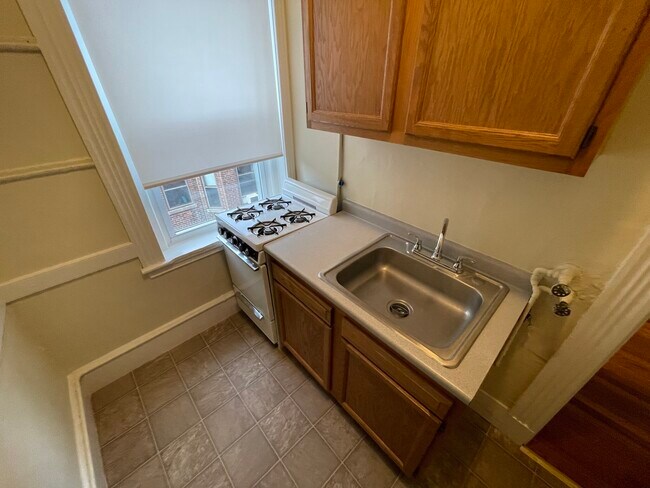12 Royce Rd unit 1, Allston, MA 02134 - photo 7