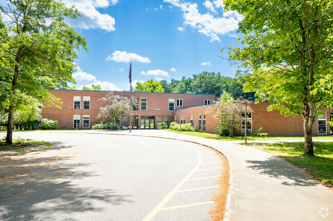 Edna Libby Elementary School opened in 1981.