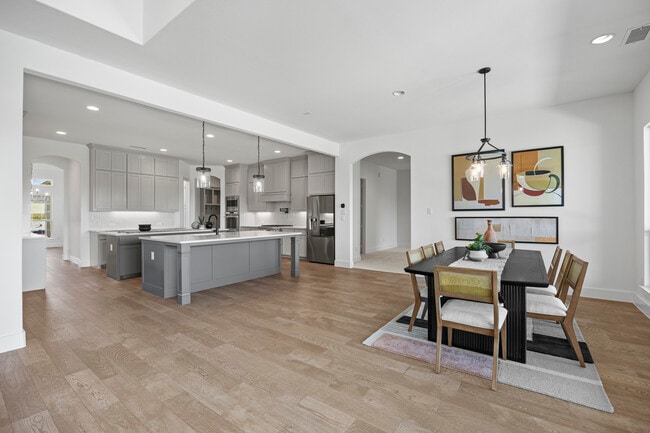 13-1911 Pegasus Ln030.jpg