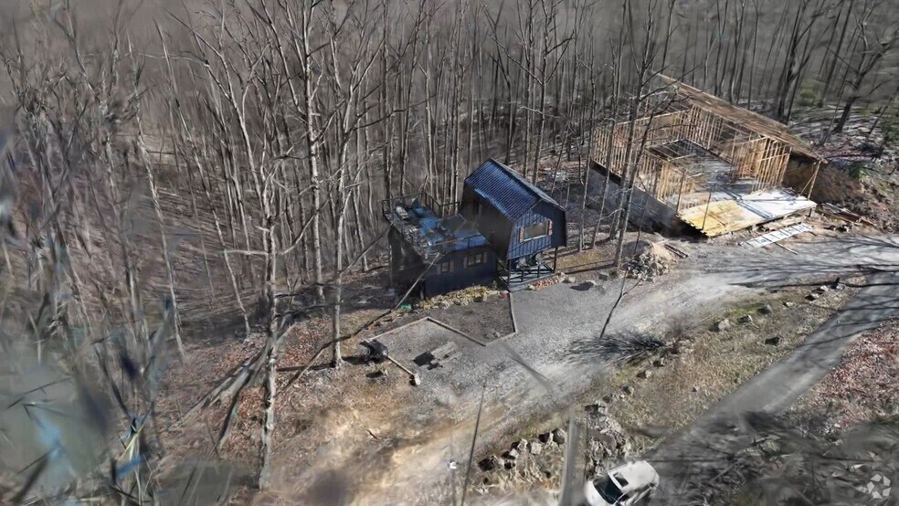 1114 Red Maple Ln, Sevierville, TN 37876 - photo 2