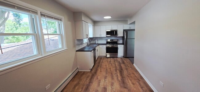 4848 W 83rd St, Burbank, IL 60459 - photo 3