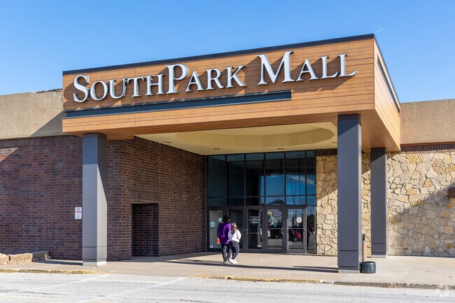 Southern Prospect Park boasts SouthPark Mall, as well as countless more shopping options.