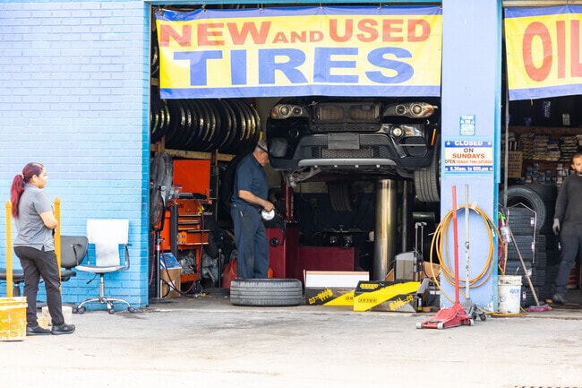 Car dealerships and car mechanics are easy to be found in 441 Corridor neighborhood.