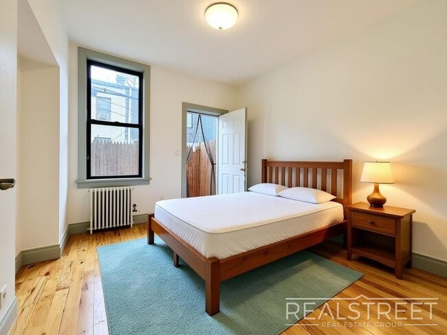 294 Harman St unit 1R, Brooklyn, NY 11237 - photo 4