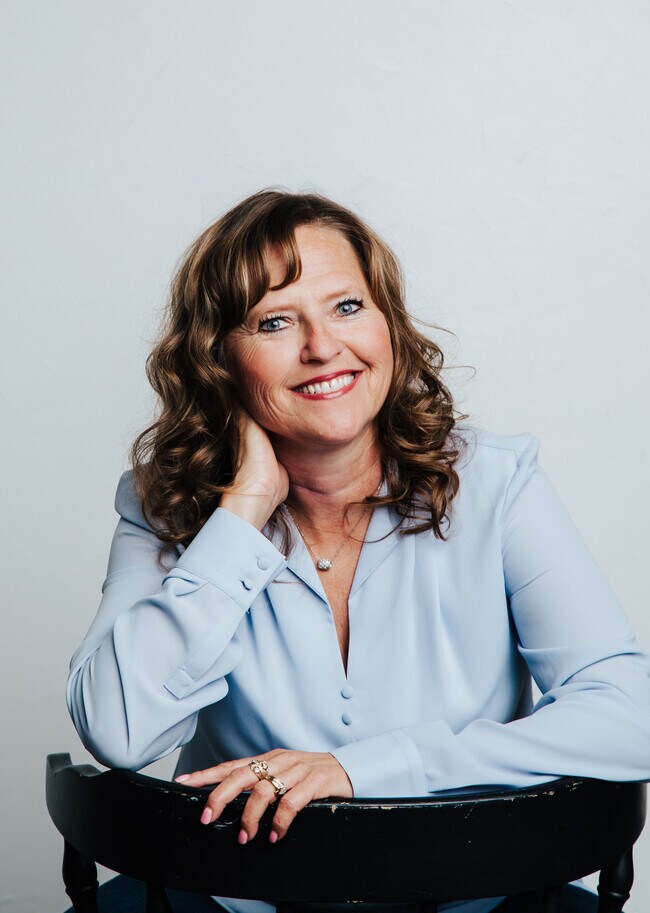 Susan Crawford