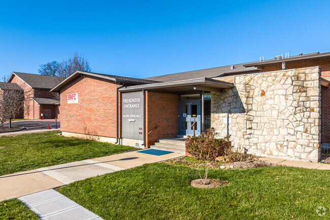 Hope Lutheran School offers Preschool as well.