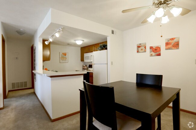 Winchester Place Apartments, Fairview Heights, IL 62208 - photo 2