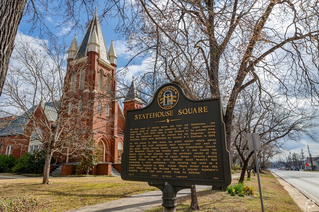 History is everywhere in Milledgeville, from the original State Capital building to Civil War sites.