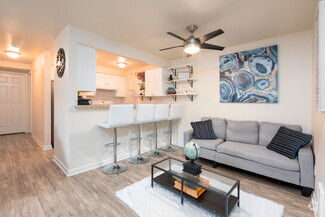 11230 NE 132nd St, Kirkland, WA 98034
