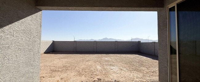 9619 W Tamarisk Ave, Tolleson, AZ 85353 - photo 2