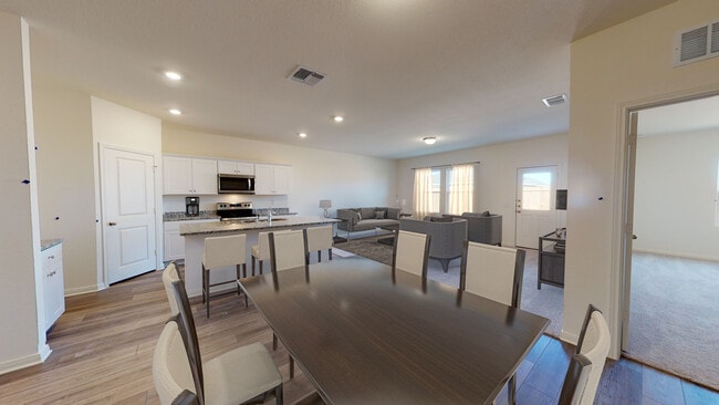 12813 Amber Grass Dr unit 38439632, Buda, TX 78610 - photo 4