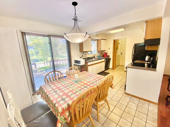 1469 Rydalmount Rd unit ID1061219P, Cleveland, OH 44118 - photo 6