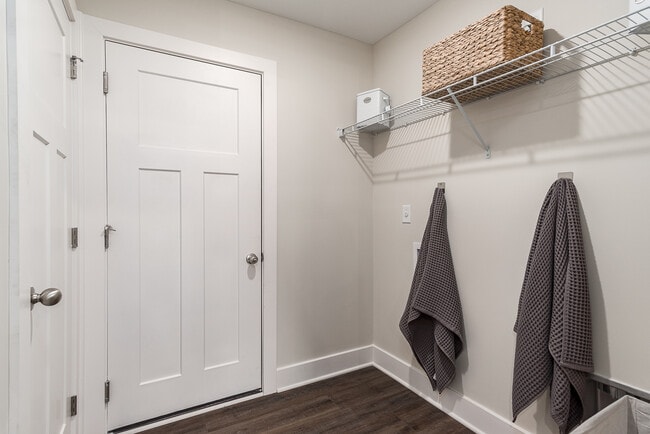 4211 Toms Way unit 37726932, Jeffersonville, IN 47130 - photo 2