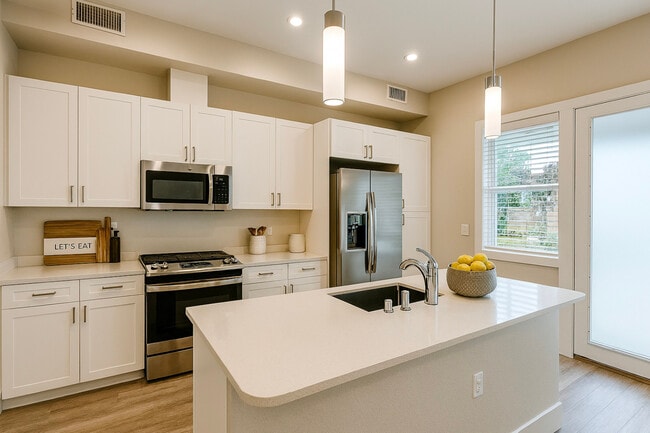 EdgeWay, Rohnert Park, CA 94928 - photo 6