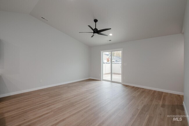 1684 W Unforgettable St, Meridian, ID 83642 - photo 5