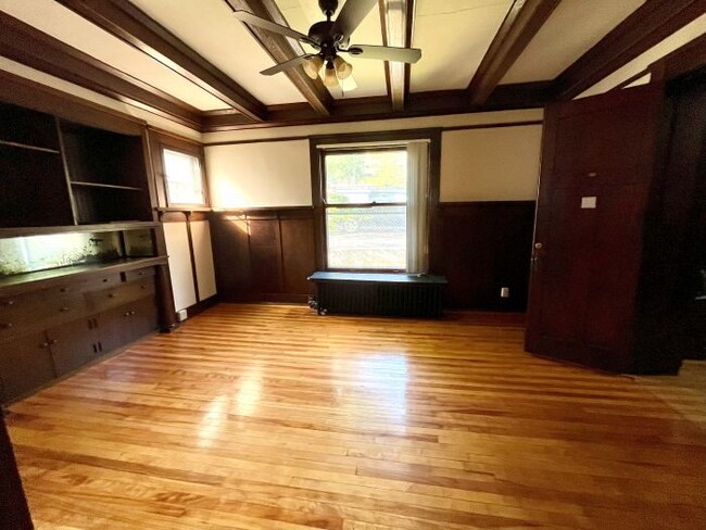 149 E Gilman St unit 2, Madison, WI 53703 - photo 3