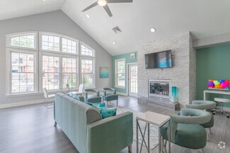 70 Greenway Square, Dover, DE 19904