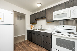 6501 Reed Rd, Fort Wayne, IN 46835