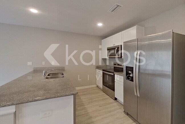 253 Monarch Ln, Pensacola, FL 32503 - photo 5