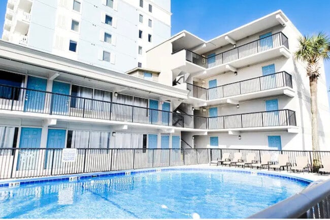 2711 S Ocean Blvd, Myrtle Beach, SC 29577 - photo 3