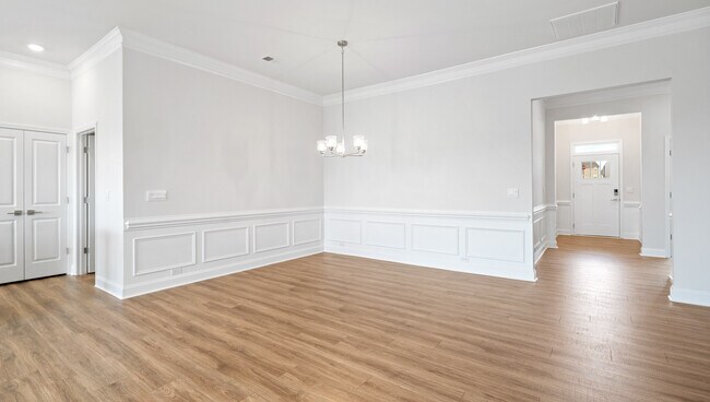 1906 Crumhorn Ave, Boiling Springs, SC 29316 - photo 7