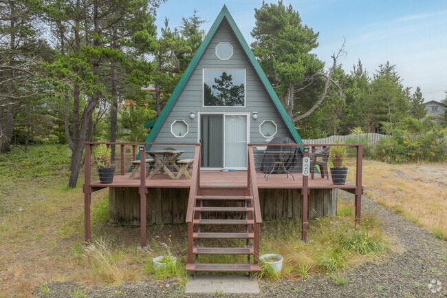 Live in a beach cottage in Cohassett Beach.