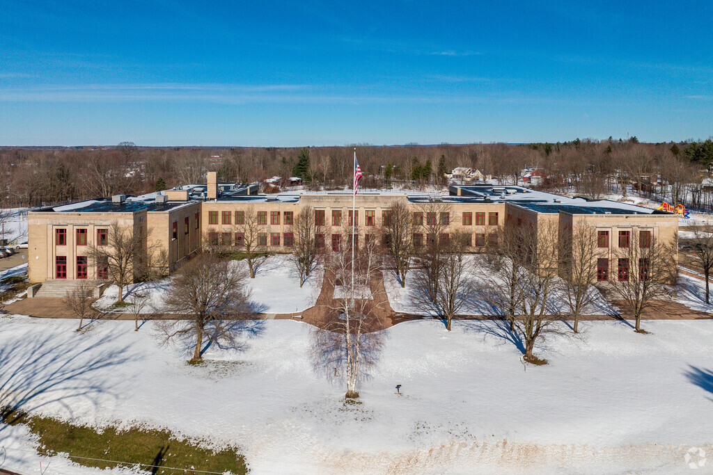 Pulaski Elementary is located in the village of Pulaski, NY.