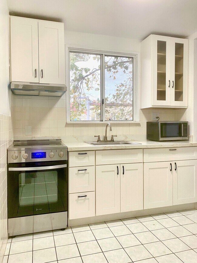 1534 University Ave unit 1534, Berkeley, CA 94703 - photo 3