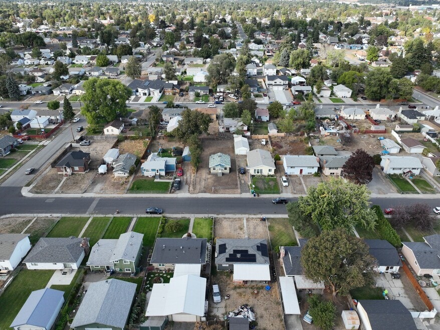 2323 E Rich Ave, Spokane, WA 99207 - photo 2