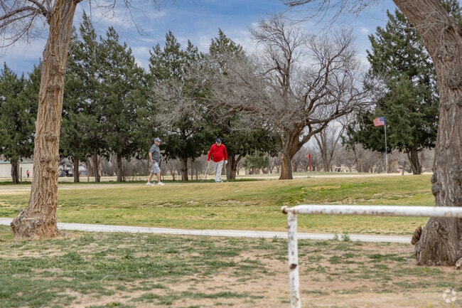 Plainview Country Club is a great place to spend the afternoon in the Texas sunshine.