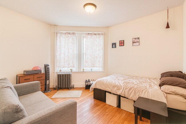 62 Egmont St unit 1, Brookline, MA 02446 - photo 3