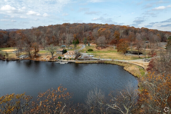 Silas Condict County Park in Kinnelon, NJ features a large lake and a trail center.