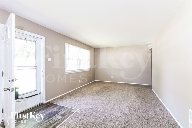 510 Impala Ln, Hazelwood, MO 63042 - photo 3