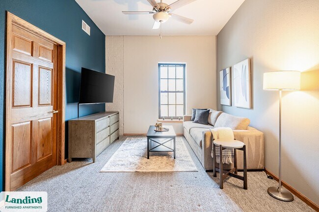 200 Seneca St unit 222.1410630, Leavenworth, KS 66048 - photo 2